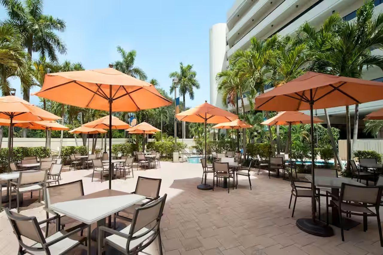 Embassy Suites Boca Ratón Exterior foto